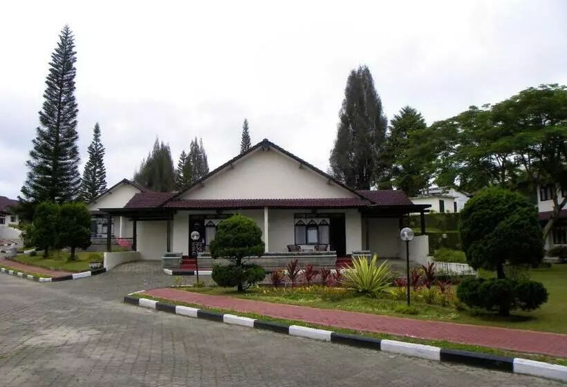 ホテル Sibayak Internasional