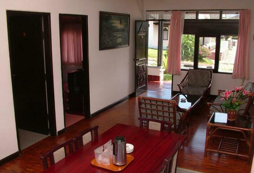 בית מלון כפרי Sibayak Internasional