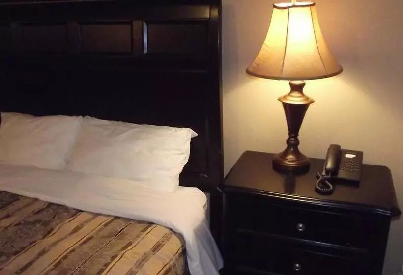ホテル Squamish Budget Inn
