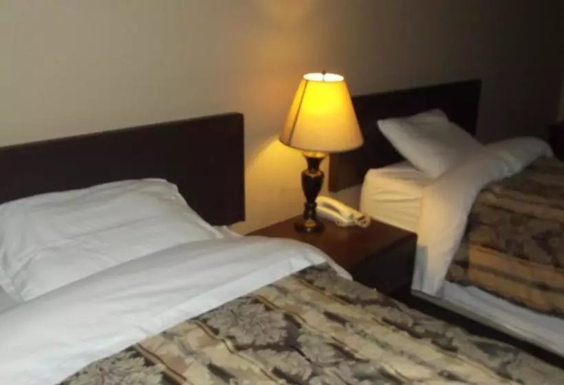 ホテル Squamish Budget Inn
