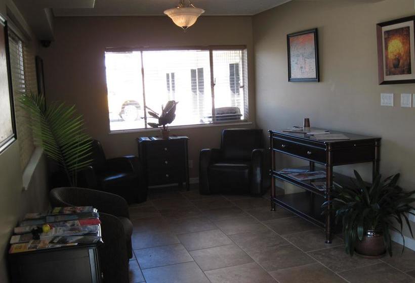 酒店 Squamish Budget Inn