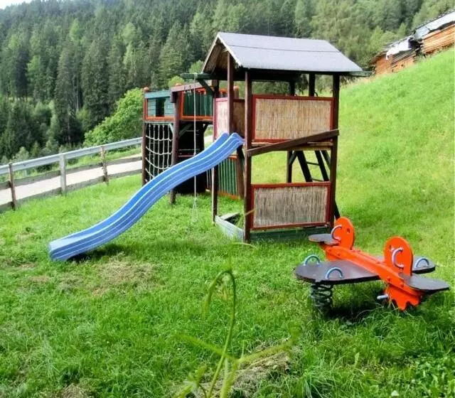 Hotelli Virtus Et Otium  Feldererhof