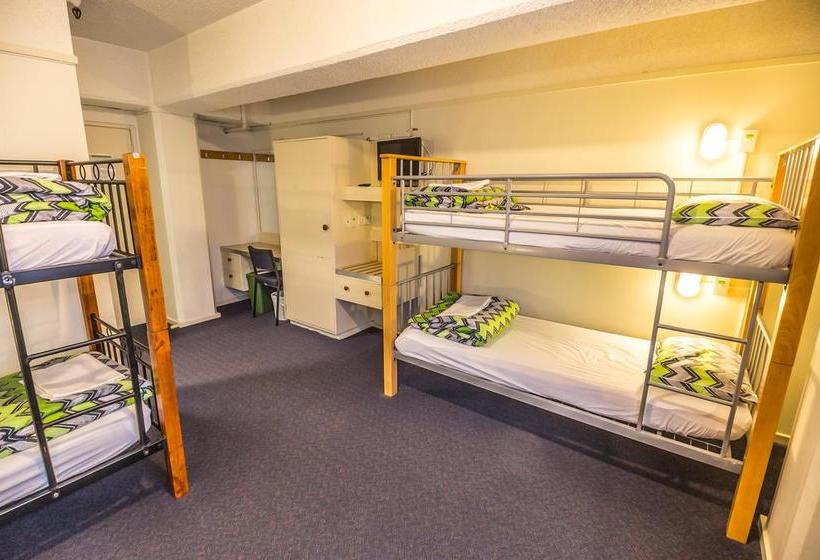 בית מלון כפרי Yha Queenstown Central