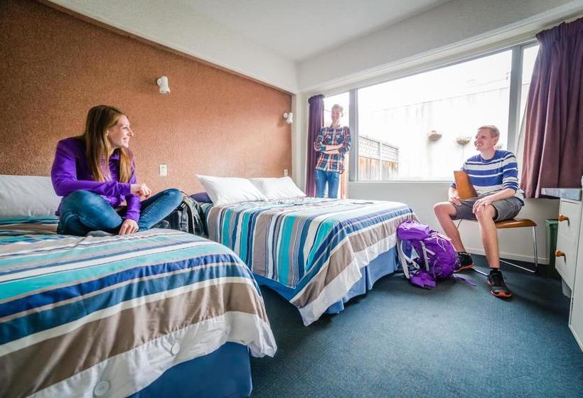 בית מלון כפרי Yha Queenstown Central