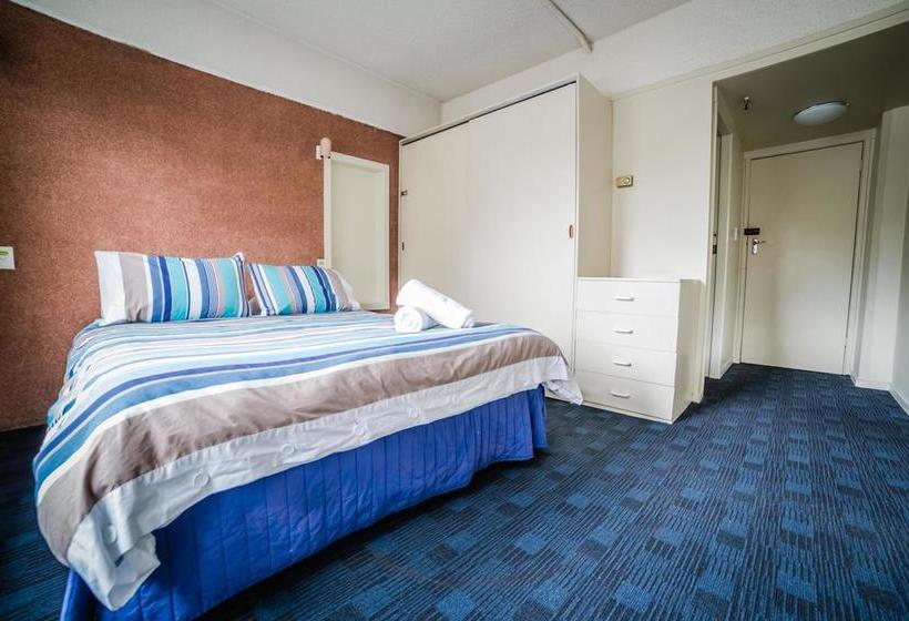 בית מלון כפרי Yha Queenstown Central