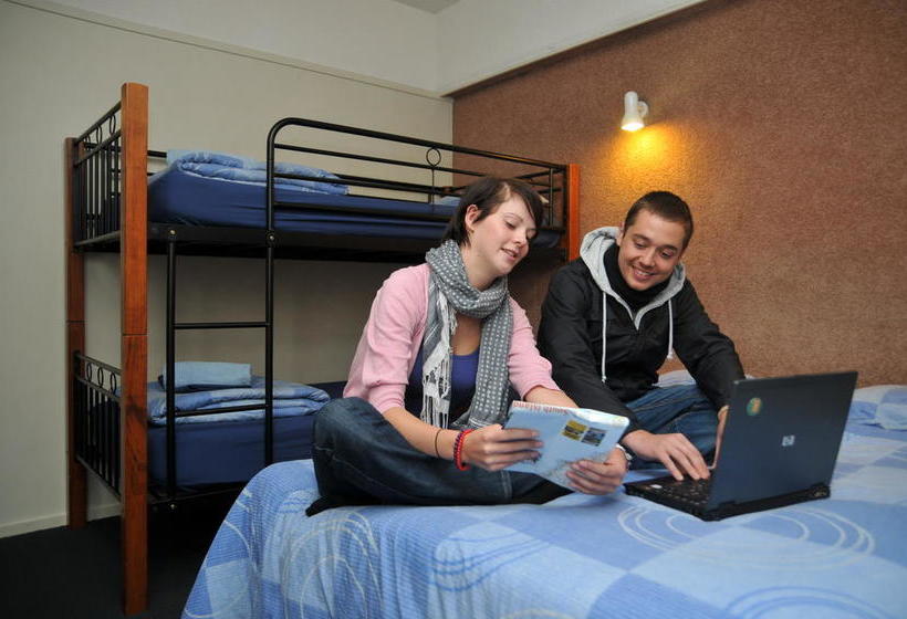 בית מלון כפרי Yha Queenstown Central