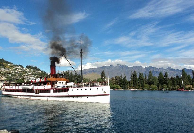 בית מלון כפרי Yha Queenstown Central