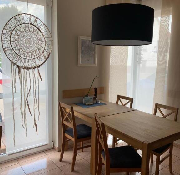 בית מלון כפרי Bistro Europa