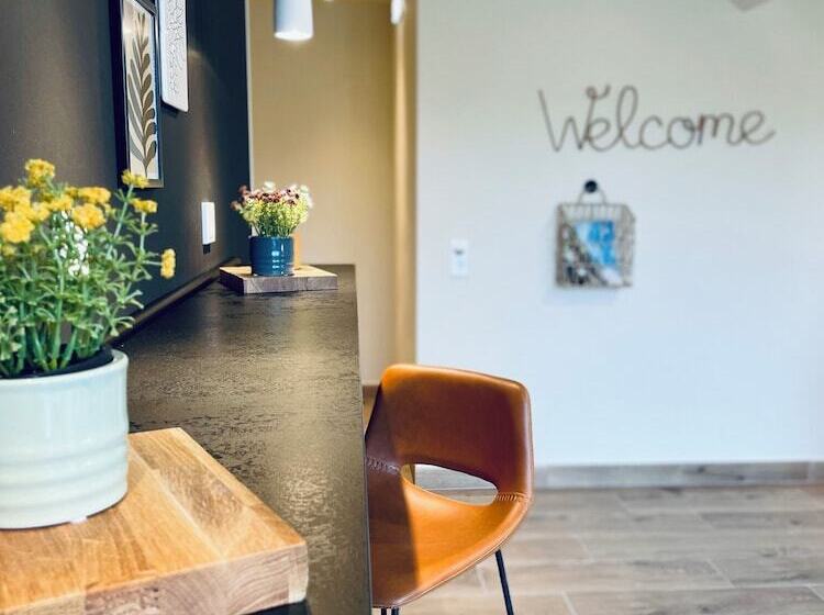 בית מלון כפרי Bistro Europa