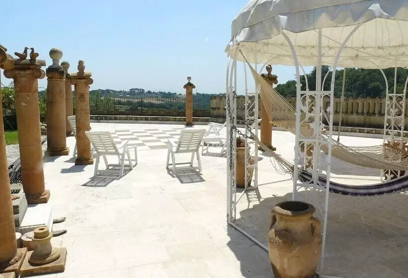 ホテル Borgo Dei Ferraresi