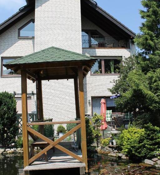 Отель Em Gardestueffje Eifel Apartements