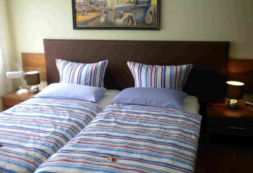 Отель Em Gardestueffje Eifel Apartements