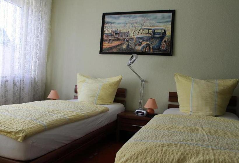 Отель Em Gardestueffje Eifel Apartements