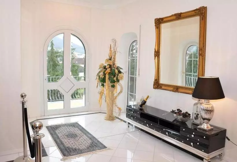 ホテル Gästehaus Villa Casamia