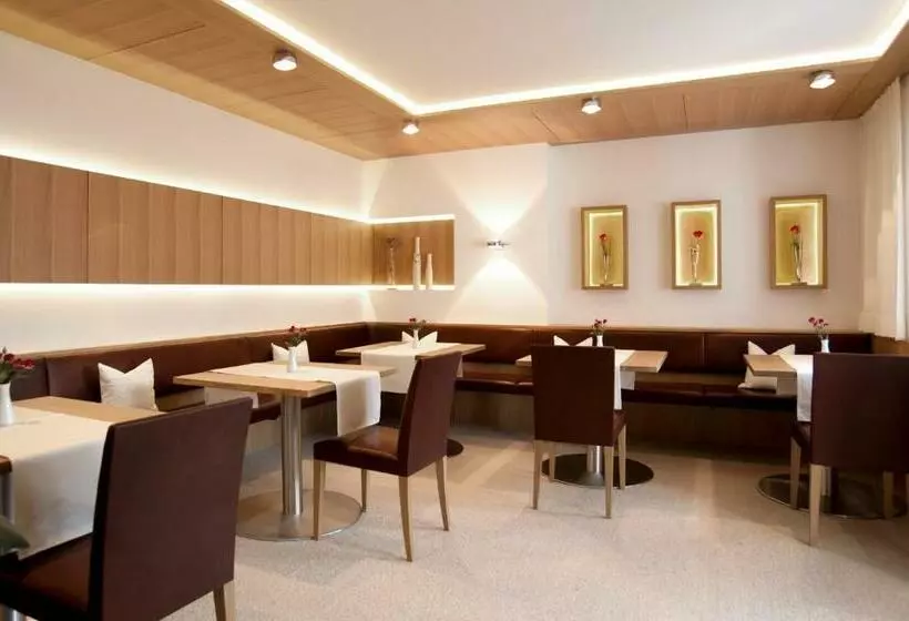 Hotelli Haus Alpina