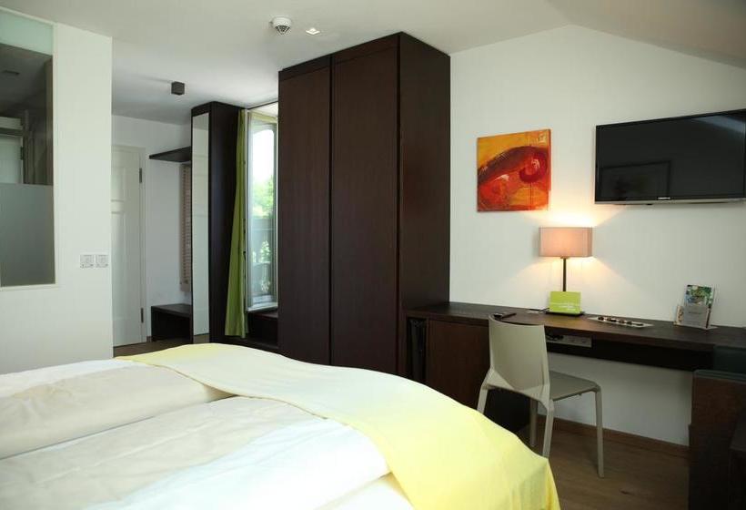 ホテル Hofwirt Neubeuern