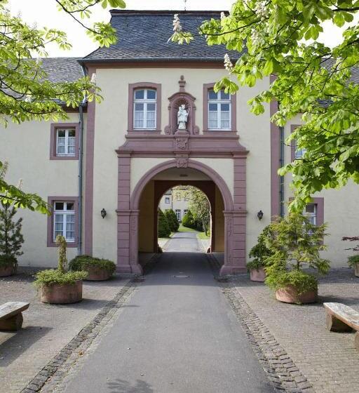 Отель Kloster Steinfeld Gästehaus