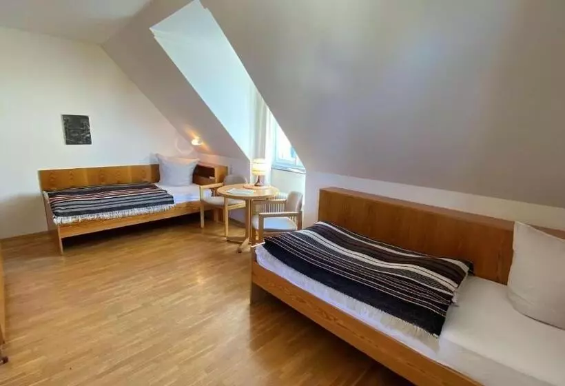 Hotelli Kloster Steinfeld Gästehaus