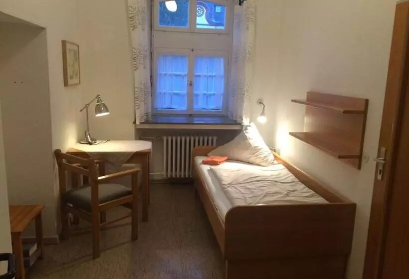Hotelli Kloster Steinfeld Gästehaus