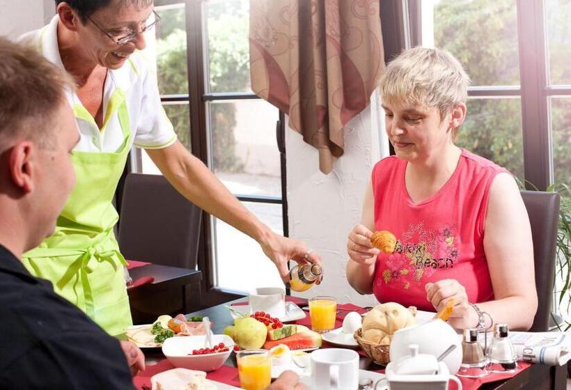 فندق Pension Am Schwanenteich