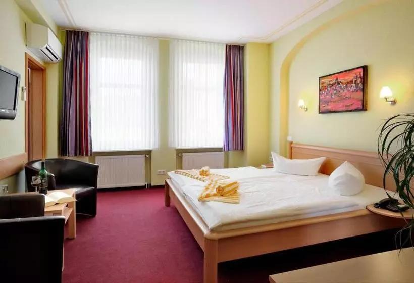 ホテル Pension Am Schwanenteich