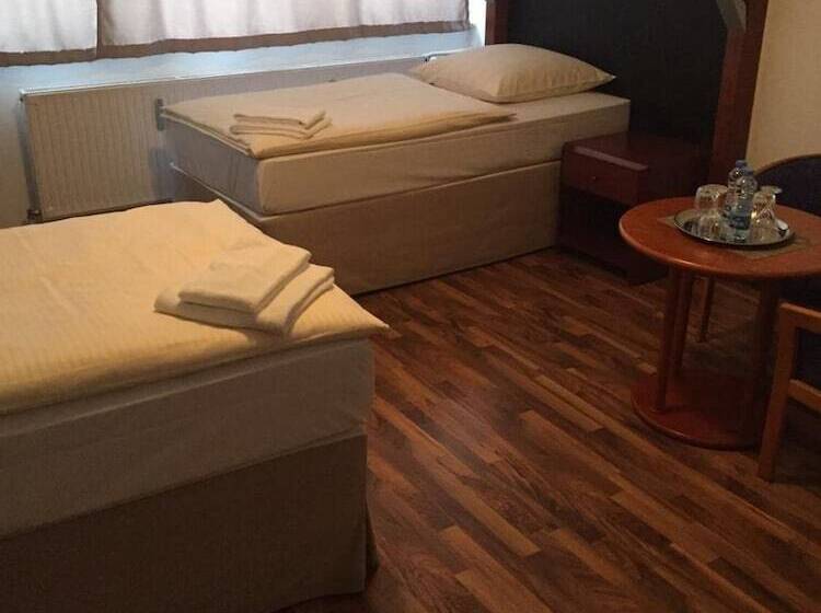 酒店 Porschepension