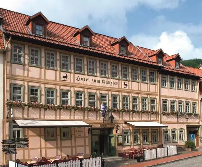 Hotelli Zum Kanzler