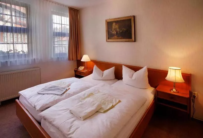 Hotelli Zum Kanzler