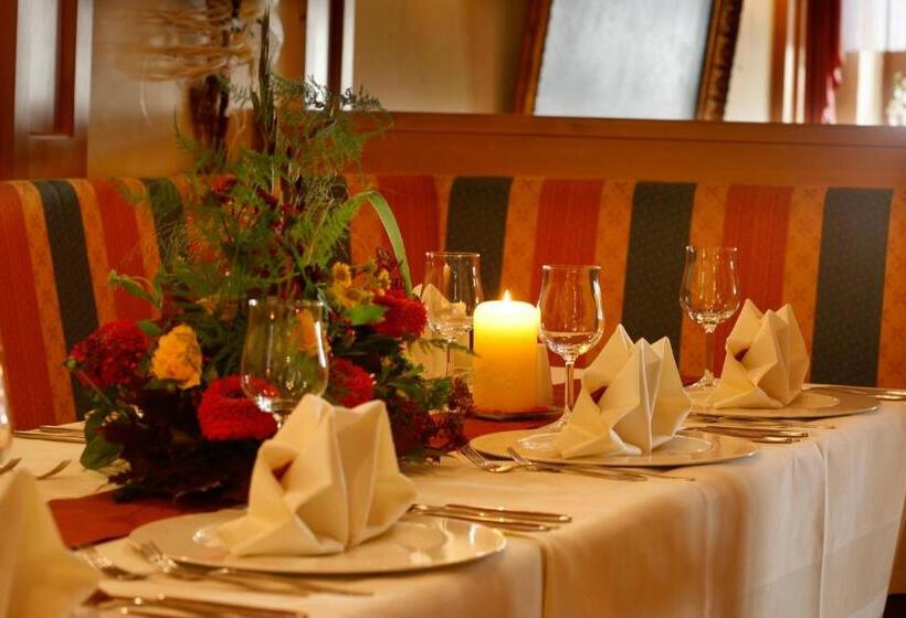 فندق Zum Kanzler