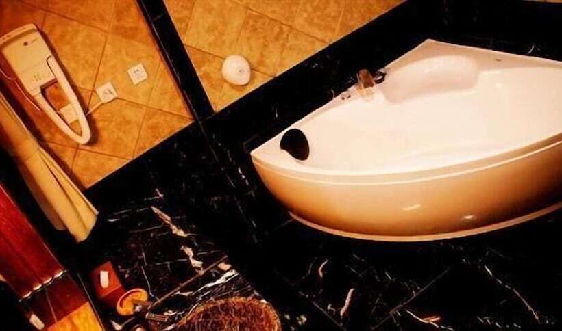 فندق 2418 Inn   Lijiang