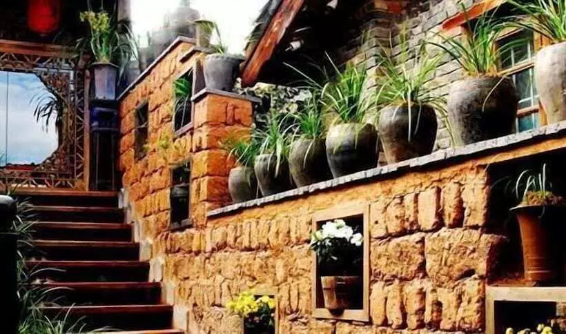 Hotelli 2418 Inn Lijiang