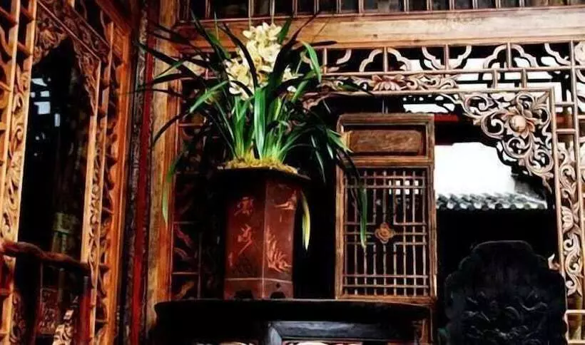 Hotelli 2418 Inn Lijiang