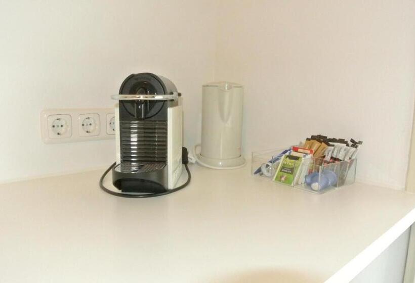 Отель Bed&breakfast Aan Strand