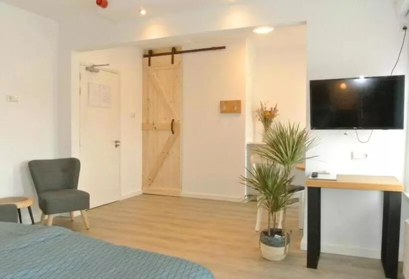 ホテル Bed&breakfast Aan Strand