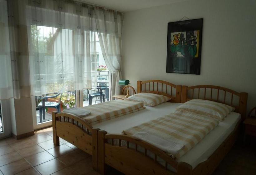 Biozertifiziertes Hotel Höpfigheimer Hof Mit Wein Shop