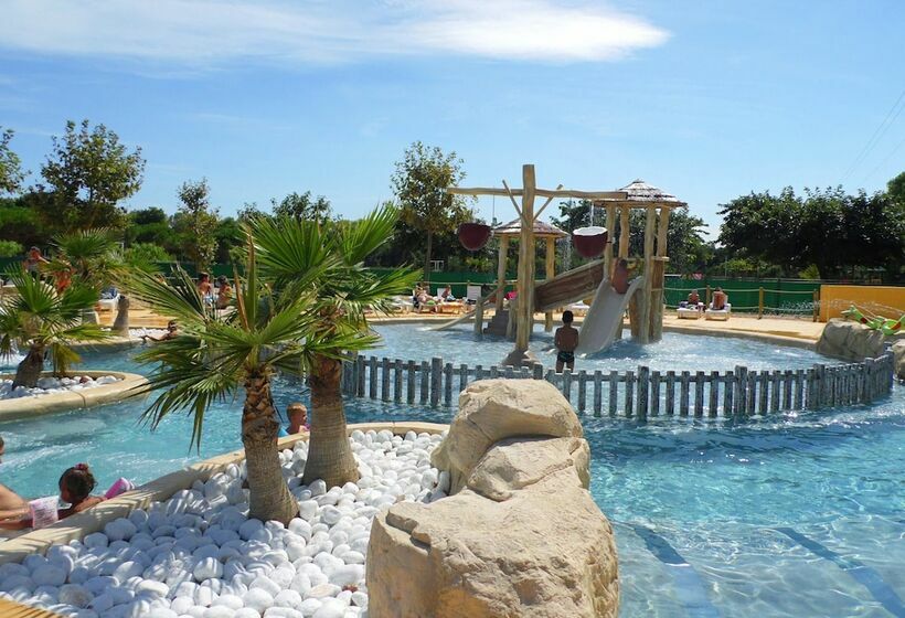 בית מלון כפרי Camping Le Sainte Marie