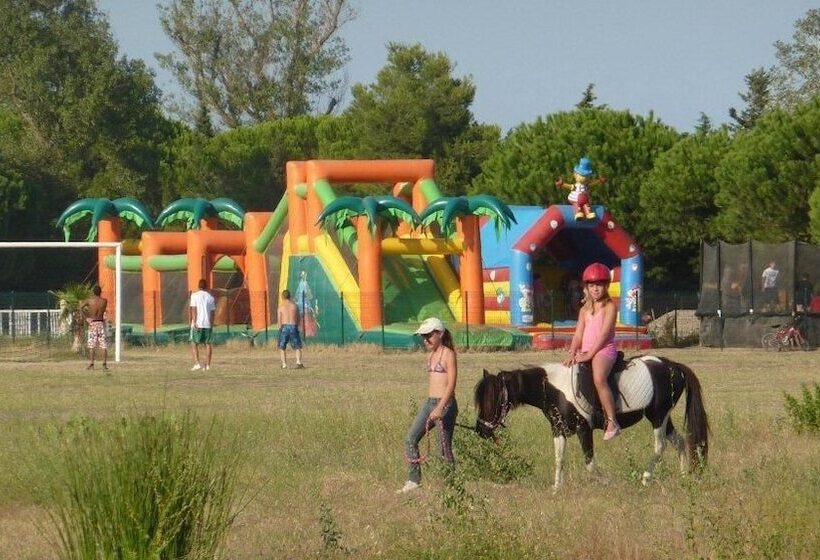 בית מלון כפרי Camping Le Sainte Marie