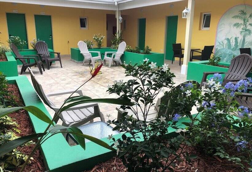 هتل Carl S Unique Inn & Conference Facilities