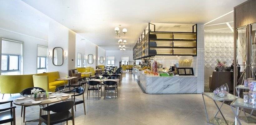 The Lotus Hotel Chongqing