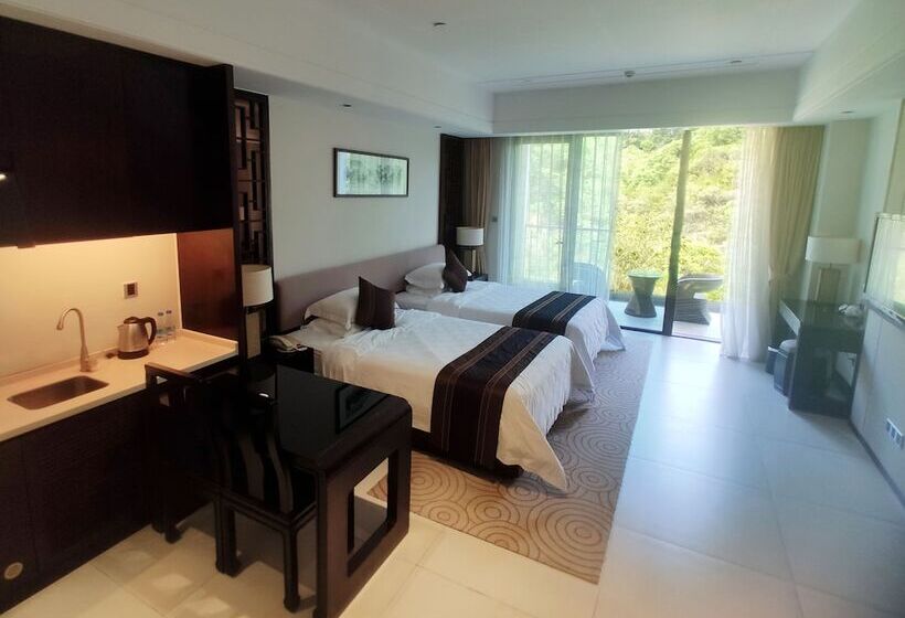 Отель Heyuan Mels Welton Evergreen Lake