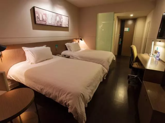 ホテル Jingjiang Inn Yanan Road Commercial Street