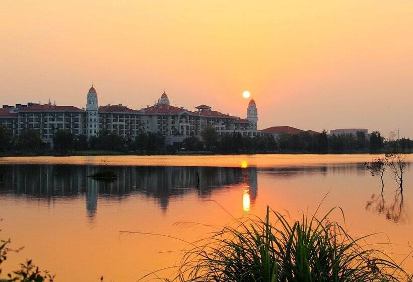 ホテル Country Garden Chizhou Phoenix