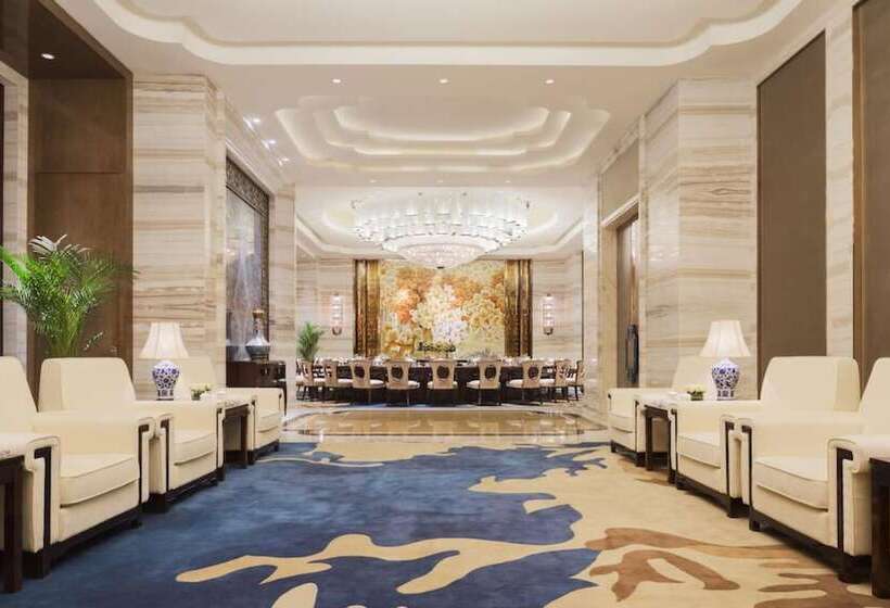 Отель Wanda Realm Yinchuan