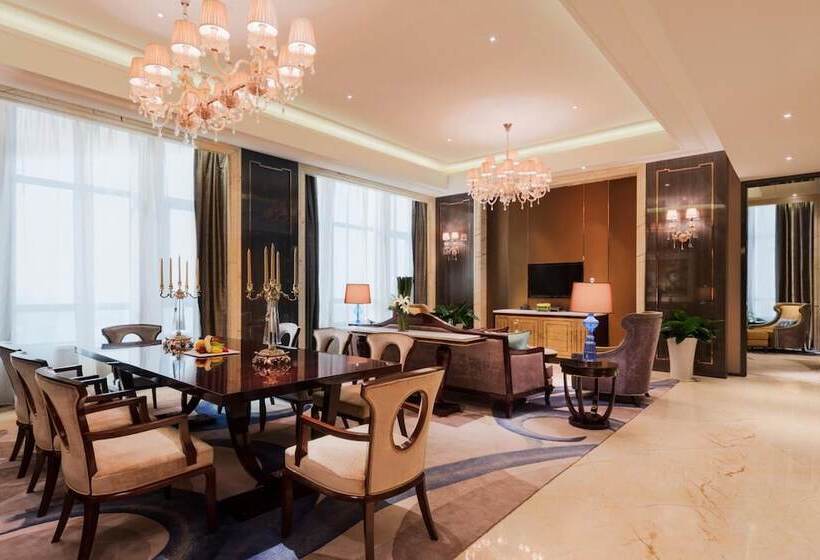 Отель Wanda Realm Yinchuan