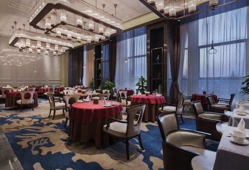 Отель Wanda Realm Yinchuan