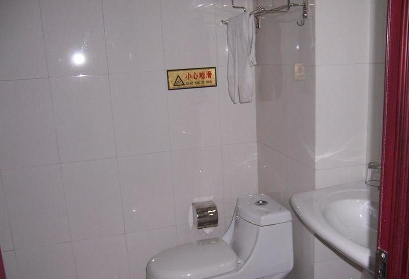 Zhuhui Business Hotel - Qingdao