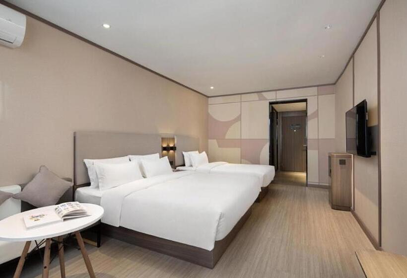 Hanting Hotel Changsha Railway Station Metro Station