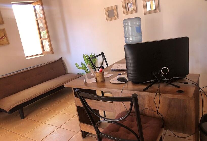 فندق Antaira Bed And Tours