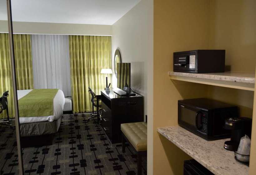 בית מלון כפרי Best Western Premier University Inn