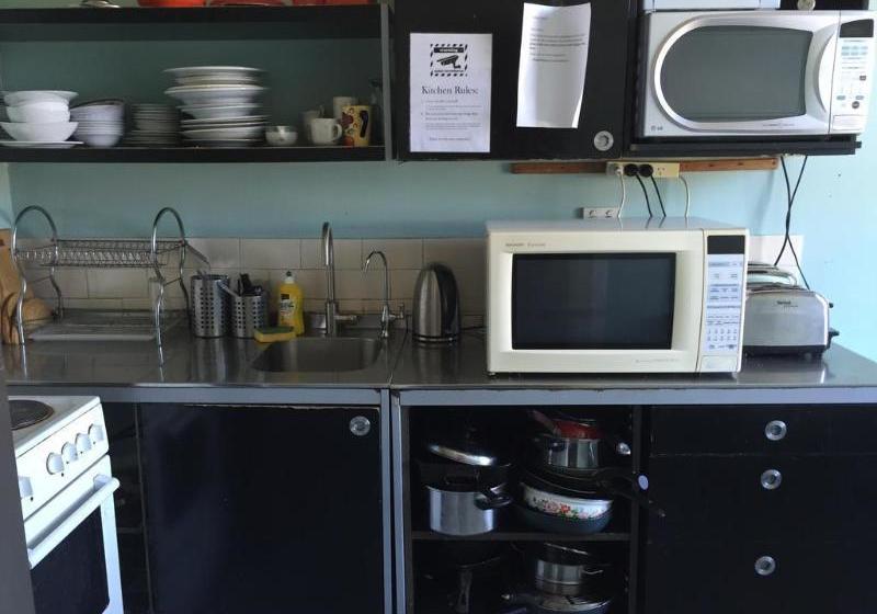 בית מלון כפרי Bondi Shores Accommodation